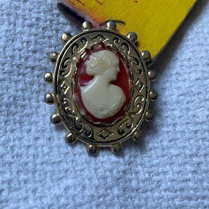 Cameo pin and pendant